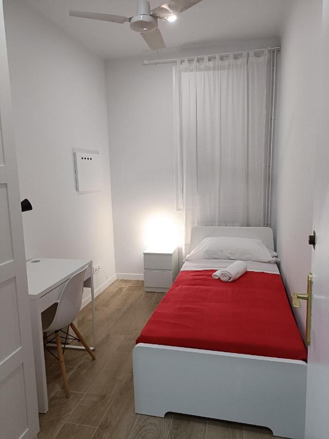 Sant Jordi Pisos - Dos De Maig Apartment Barcelona Exterior photo